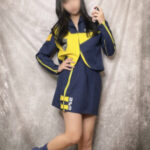 ポリスイエロー